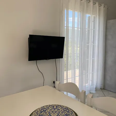 Marina Apartman Számi